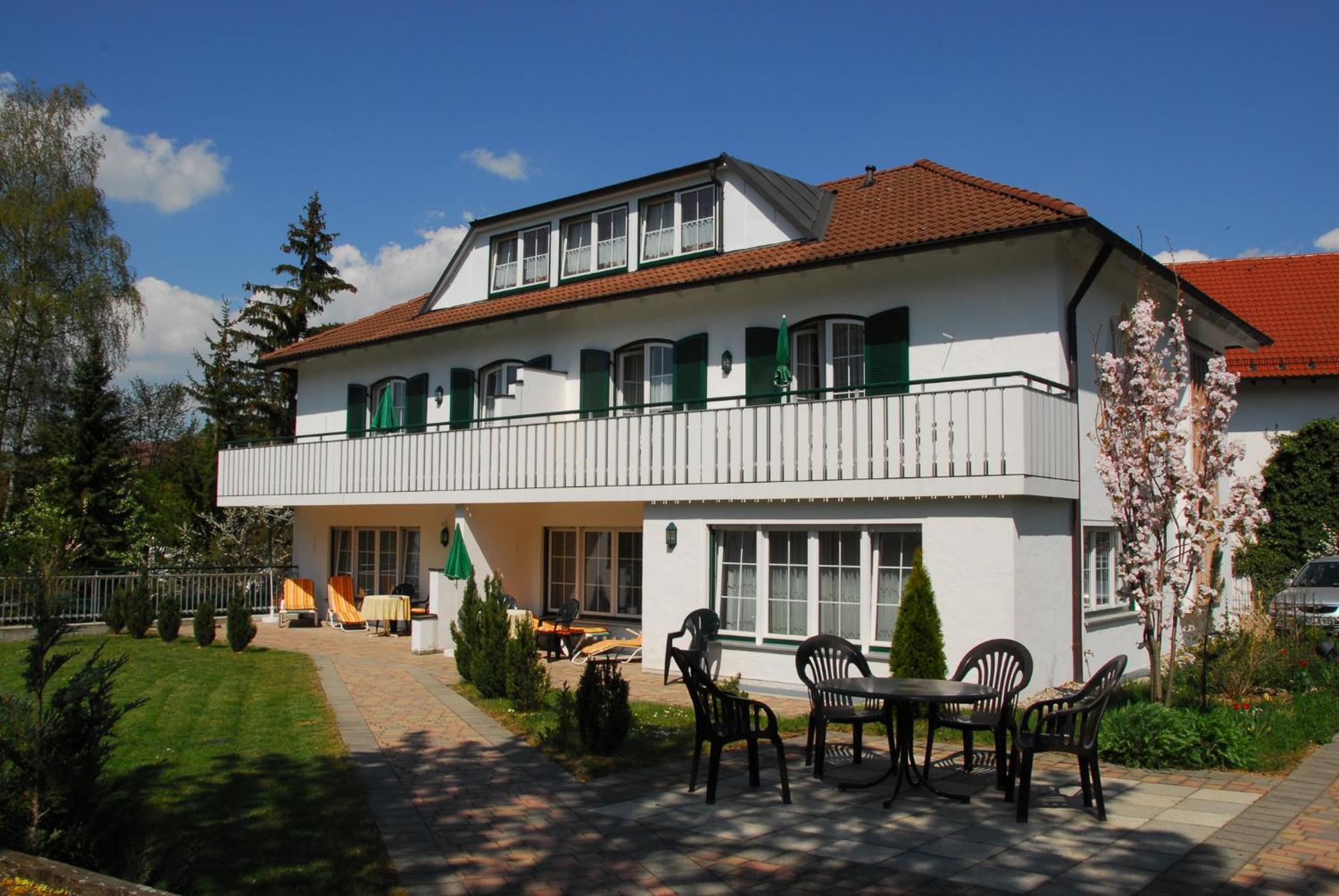 Hotel Alpenhof Bad Wörishofen Exteriör bild
